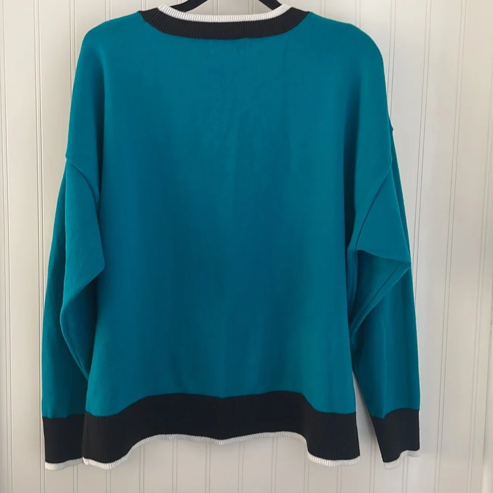 JUICY by Juicy Couture Women's Long Sleeve Heart Patch Teal Crew‎ Neck Sweater L